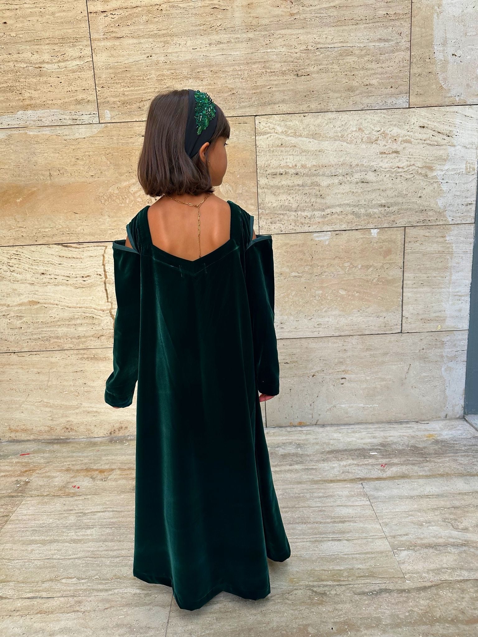 Off shoulder green velvet kaftan